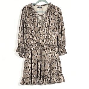 VICI Snake Print V-Neck Tiered Mini Dress Womens Sz L Ruffled 3/4 Sleeve